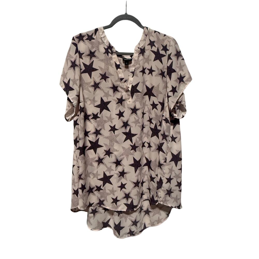 Torrid Blouse Women's 3 Star Print Celestial Short Sleeve Blush Black